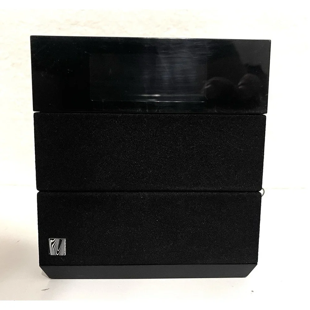 Soundfreaq Sound Rise SFQ-08 Wood Effect Bluetooth Speaker FM Radio Clock